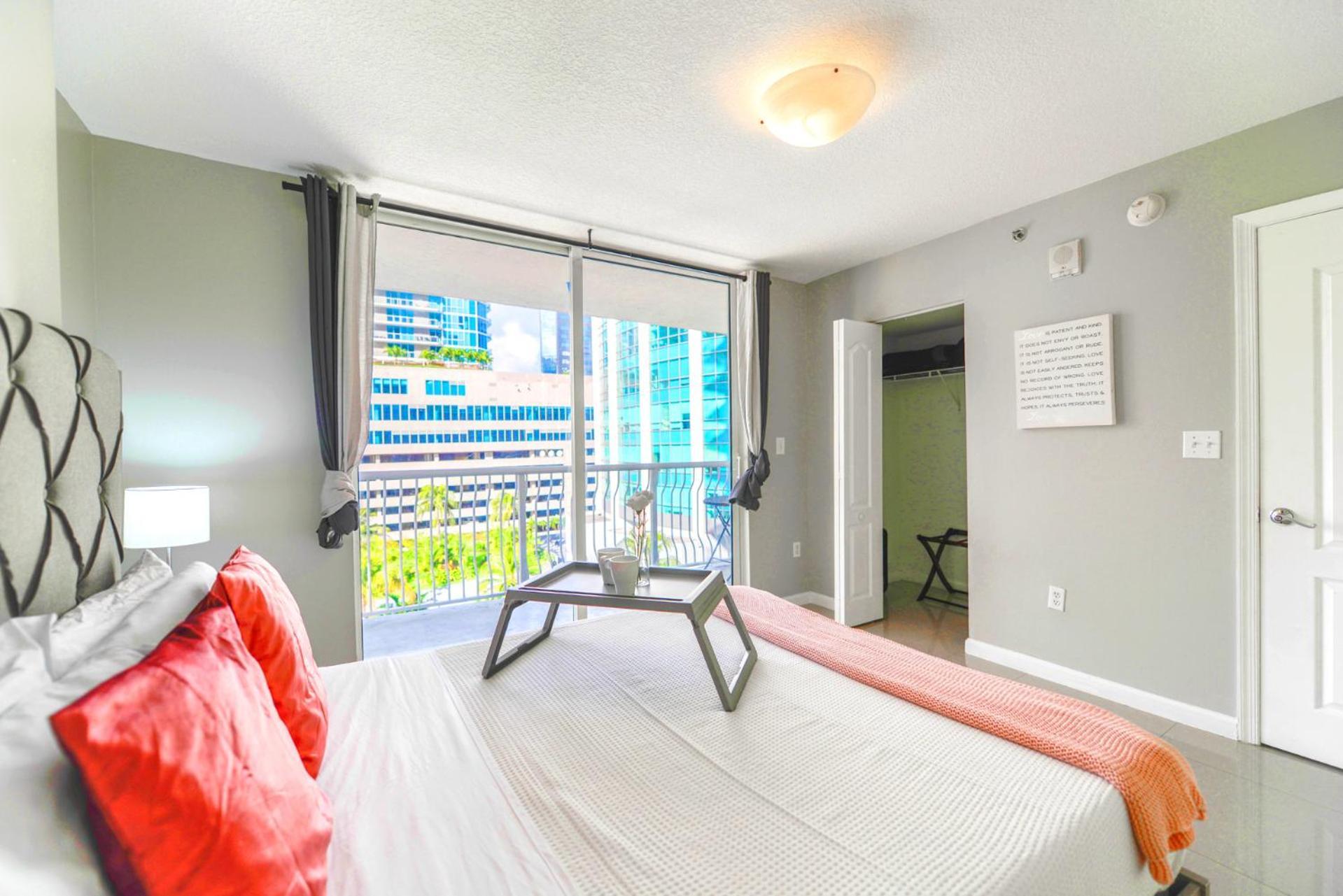 Stylish Brickell With Amenities Miami