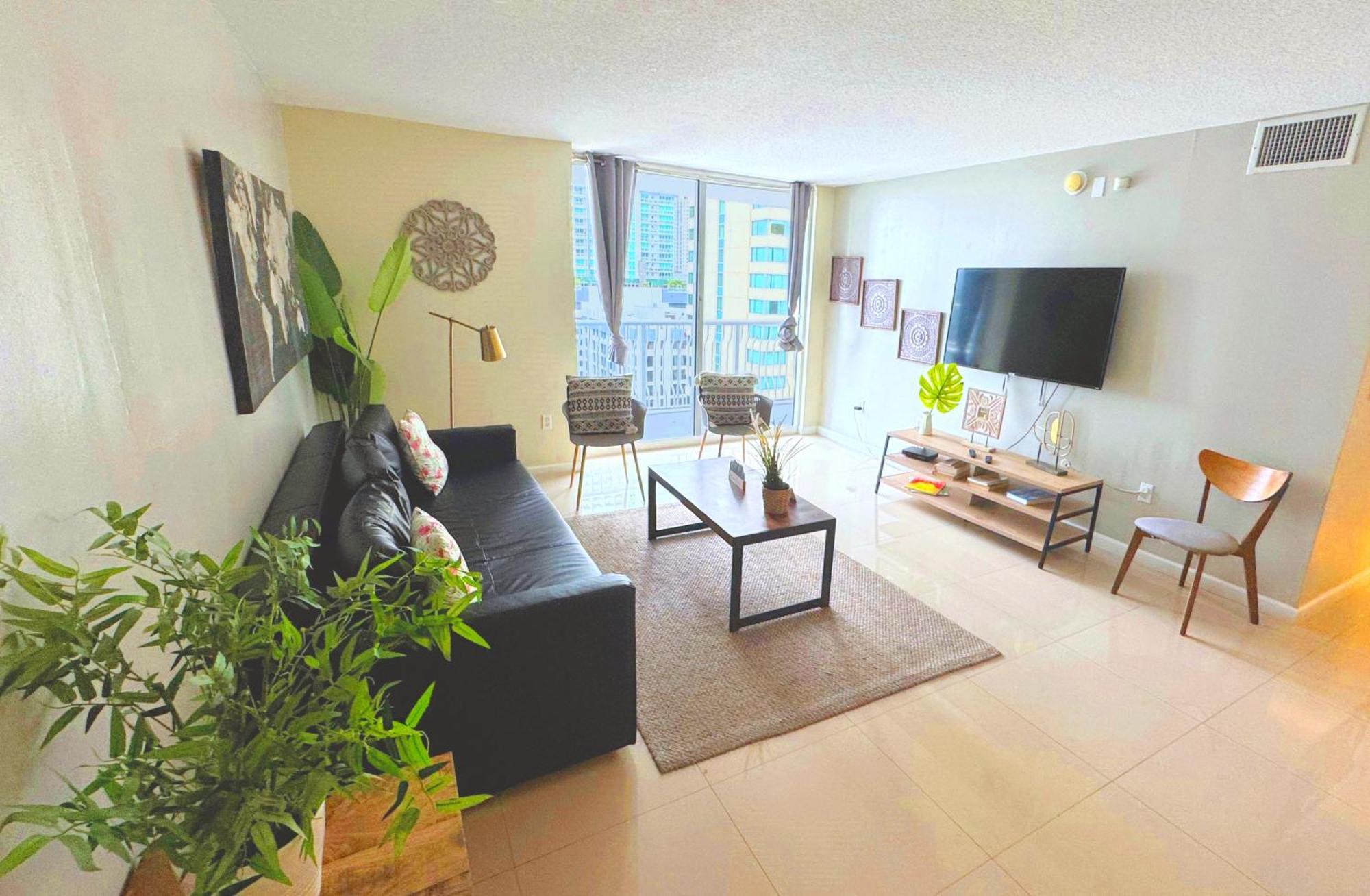 Stylish Brickell With Amenities * Miami